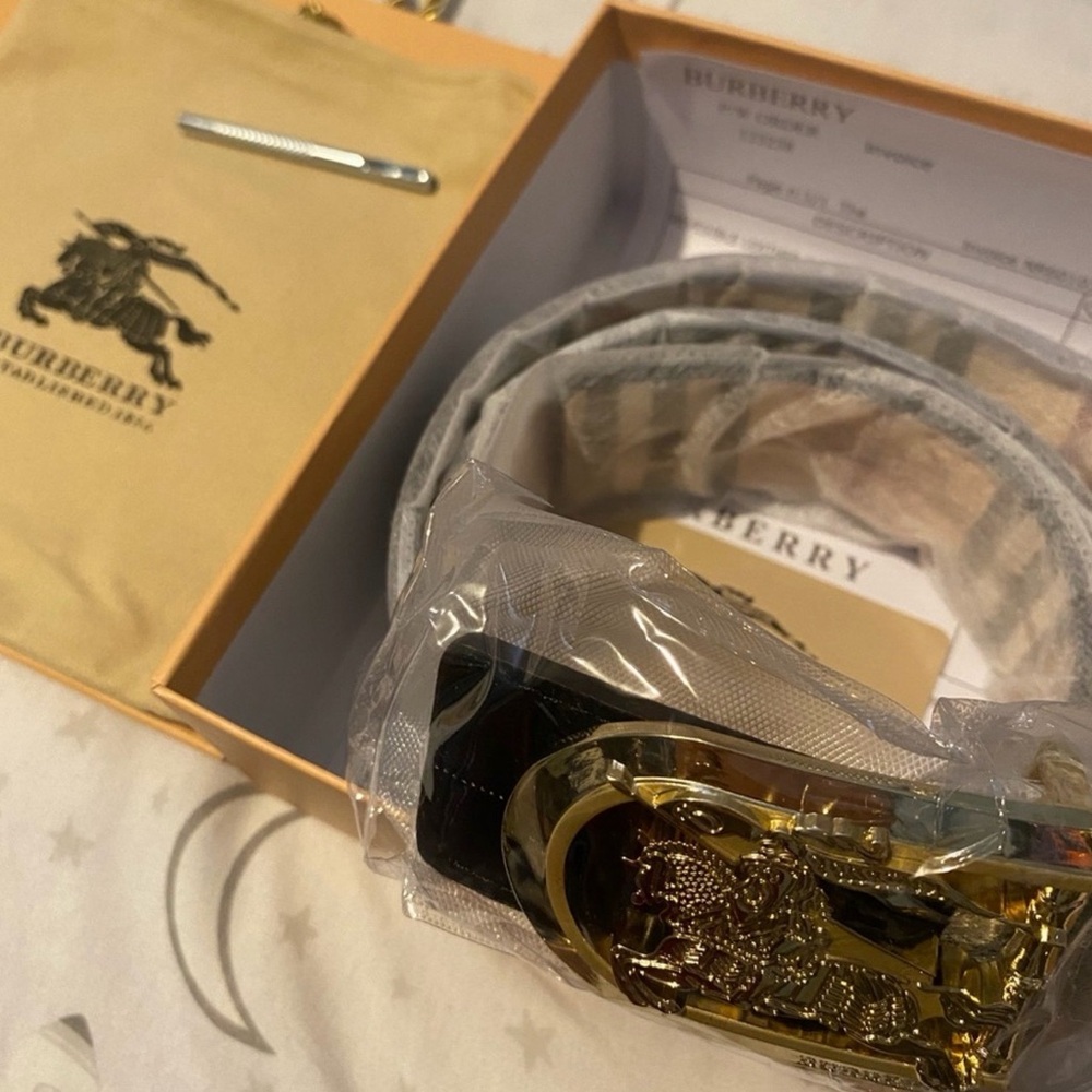 Burberry Black Leather & Beige Check Belt with Gold Heraldic Buckle - Picture 3 of 4